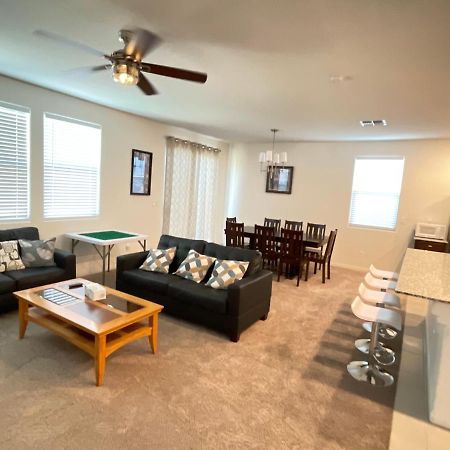 Spacious House, 5 Bedrooms, Sleeps 12, Near Las Vegas Strip And Airport Exterior photo