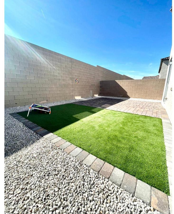 Spacious House, 5 Bedrooms, Sleeps 12, Near Las Vegas Strip And Airport Exterior photo